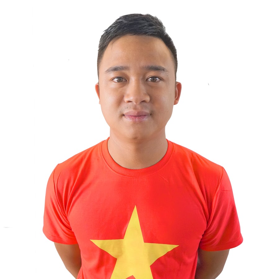 Decoding Công Giáp Vlog's Strategy: High-Frequency Content on African Life